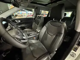 2025  Jeep Wrangler - Image 24