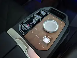 2025  Bmw Ix - Image 25