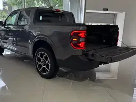 2025  Ford Maverick - Image 11