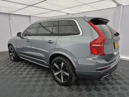2019  Volvo Unknown - Image 14