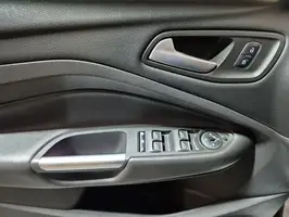 2017  Ford Escape - Image 20