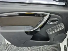 2020  Renault Duster - Image 20