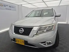 2015  Nissan Pathfinder - Image 10