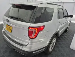 2019  Ford Explorer - Image 16