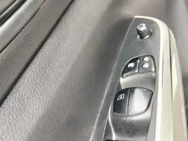 2018  Nissan Frontier - Image 19