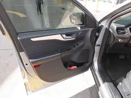 2021  Ford Escape - Image 19