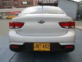 2021  Kia Rio - Image 9