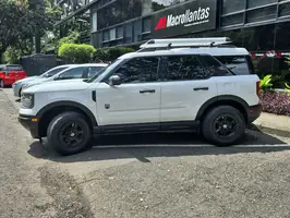 2021  Ford Bronco - Image 10