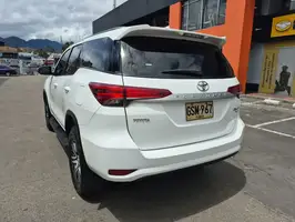 2020  Toyota Fortuner - Image 13