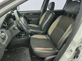 2020  Renault Duster - Image 39