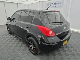 2013  Nissan Tiida - Image 10