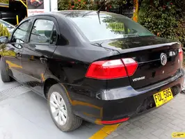 2019  Volkswagen Voyage - Image 32