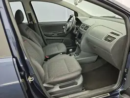 2018  Volkswagen Crossfox - Image 18