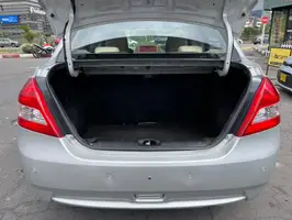 2015  Suzuki Swift - Image 15