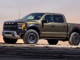 2025  Ford F - Image 17