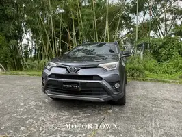 2018  Toyota Rav4 - Image 22