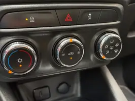 2022  Chevrolet Tracker - Image 16