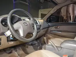 2012  Toyota Fortuner - Image 16