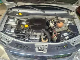 2013  Renault Logan - Image 23