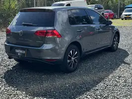 2015  Volkswagen Golf - Image 17