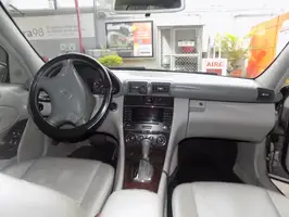 2005  Mercedes Unknown - Image 17