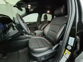 2025  Ford Escape - Image 58