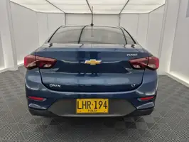 2022  Chevrolet Onix - Image 12