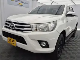 2016  Toyota Hilux - Image 15