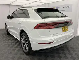 2022  Audi Q8 - Image 13