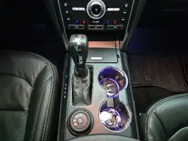 2019  Ford Explorer - Image 18