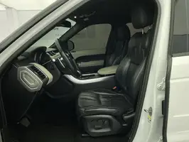 2014  Land Rover Unknown - Image 18