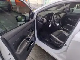 2021  Nissan Versa - Image 11