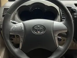 2012  Toyota Fortuner - Image 16