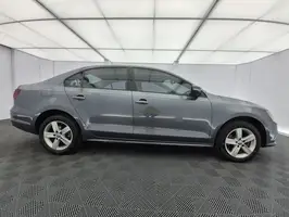 2018  Volkswagen Jetta - Image 15