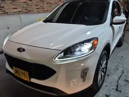 2020  Ford Escape - Image 6