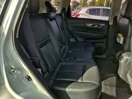 2017  Nissan X - Image 22