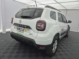 2025  Renault Duster - Image 35