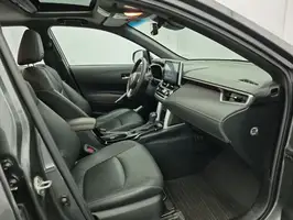 2025  Toyota Corolla - Image 23