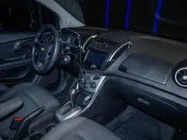 2017  Chevrolet Tracker - Image 13