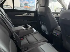 2025  Ford Explorer - Image 43