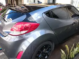 2013  Hyundai Veloster - Image 8