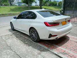 2019  Bmw Serie - Image 12