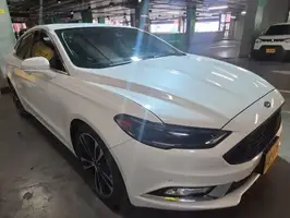 2018  Ford Fusion - Image 10