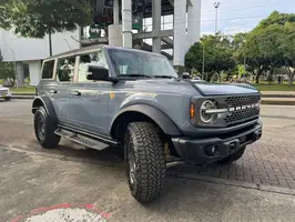 2025  Ford Bronco - Image 8