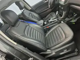 2017  Ford Edge - Image 39