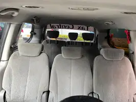 2013  Kia Carnival - Image 14