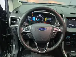 2017  Ford Edge - Image 23
