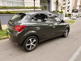 2019  Chevrolet Onix - Image 8