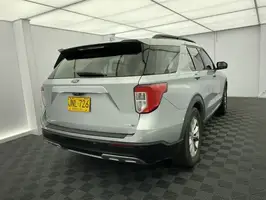 2020  Ford Explorer - Image 12