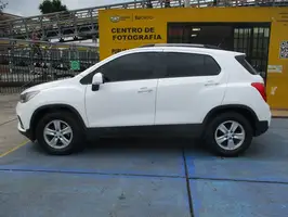 2019  Chevrolet Tracker - Image 29